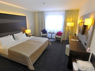 Tugo nâng cấp phòng miễn phí cho khách đi tour châu Âu