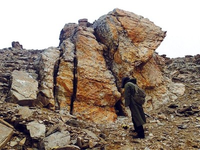 Các mỏ lithium để sản xuất pin xe điện ở Trung Quốc đang dần hết sức hút