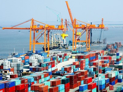 Tại Kỳ họp Quốc hội thứ hai, Chính phủ đưa ra dự báo tốc độ tăng trưởng xuất khẩu 6 - 7%