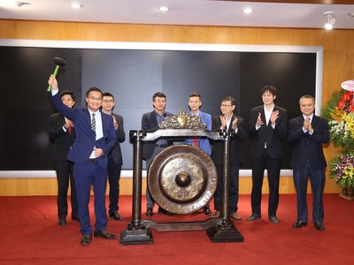 Cổ phiếu CIA tăng kịch biên độ trong phiên chào sàn