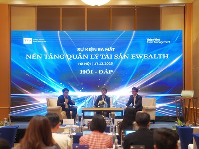 Các chuyên gia TVS trong phần thảo luận tại sự kiện.