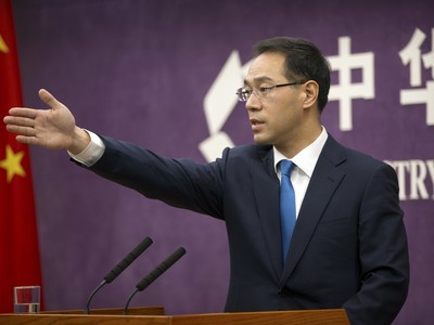 Gao Feng, Phát ngôn viên Bộ Thương mại Trung Quốc. Ảnh: AP.