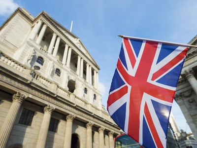Ngân hàng Anh giữ nguyên lãi suất 0,1%, dự báo GDP của Anh giảm 14% trong năm 2020 
