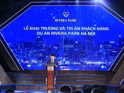 Ông Hồ Hồng Hà, Tổng Giám đốc Long Giang Land phát biểu tại sự kiện.