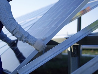 Chỉ riêng khu vực Bắc Mỹ, trong vài thập kỷ tới, ít nhất 30 ngàn tỷ USD dưới hình thức tài sản sẽ được chuyển giao từ thế hệ những người sinh ngay sau Thế chiến thứ 2 sang cho những người thuộc thế hệ X và Y