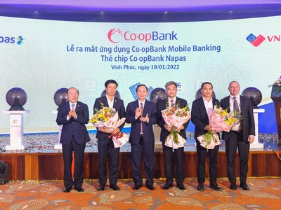 Đẩy mạnh thanh toán không dùng tiền mặt ở khu vực nông thôn