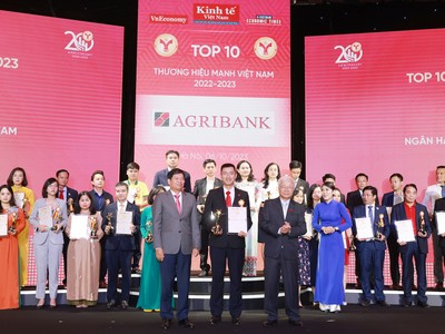 Agribank lọt Top 10 thương hiệu mạnh Việt Nam 2023
