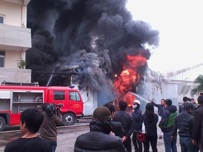 Bảo Việt bảo hiểm cho nhà xưởng vụ cháy tại Công ty Len Hà Đông 