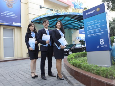 Tổng doanh thu hợp nhất của Tập đoàn Bảo Việt năm 2017 ước đạt gần 31.200 tỷ đồng (tương đương 1,5 tỷ USD)