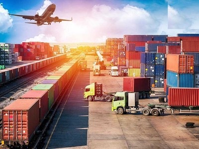Doanh nghiệp logistics Việt Nam hiện chỉ chiếm 30% thị phần trong nước (Ảnh minh hoạ)