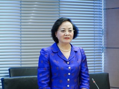 Bộ trưởng Bộ Nội vụ Phạm Thị Thanh Trà phát biểu tại họp tổ sáng 21/10 (Ảnh: P. Đông)