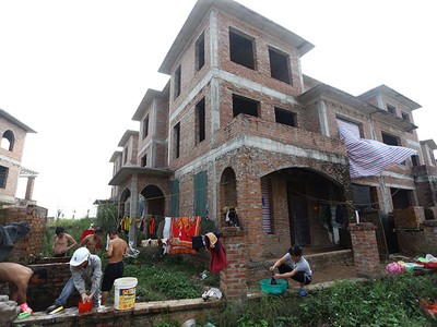 Công nhân sống thoải mái trong biệt thự khu đô thị Nam An Khánh