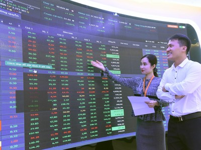 Giao dịch chứng khoán: Cơ hội đón chu kỳ mới