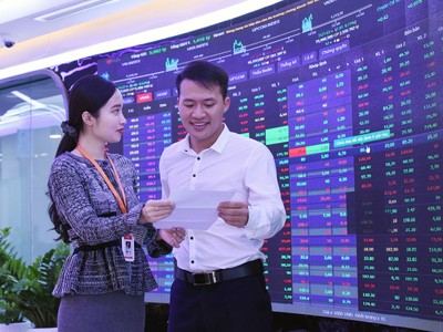 Tâm lý hưng phấn trong cuộc đua mở tài khoản mới