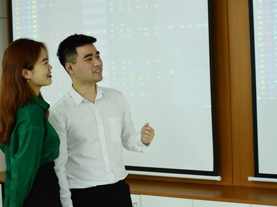 UOBAM Việt Nam: Thị trường chứng khoán sẽ tiếp tục khả quan trong nửa cuối năm 2024