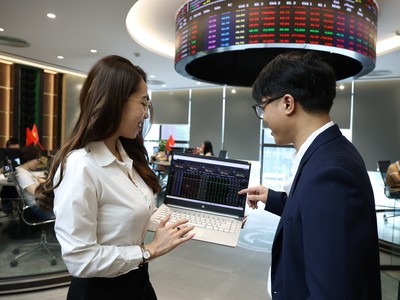 Giao dịch chứng khoán phiên sáng 6/6: Cổ phiếu dầu khí ngược dòng khởi sắc