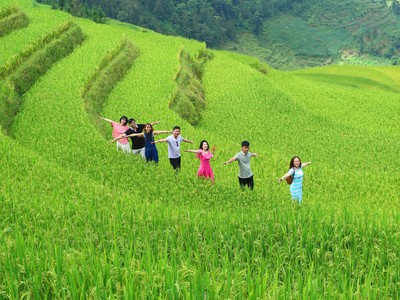 Theo chân các bạn trẻ từ TP.HCM đến khám phá Hoàng Su Phì 