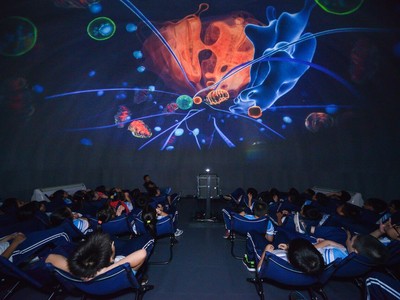 iSMART Education tổ chức chương trình trải nghiệm công nghệ, khám phá tiếng Anh cho học sinh