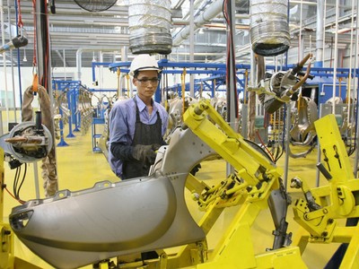 Phải bơm tiền thực mới tạo nhiên liệu kích hoạt cỗ máy kinh doanh tái khởi động