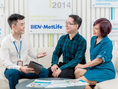 BIDV MetLife tặng quà khởi động chương trình chào hè