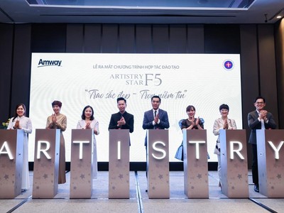 Amway Việt Nam và Y dược Cộng đồng ra mắt chương trình đào tạo chăm sóc sắc đẹp chuyên sâu