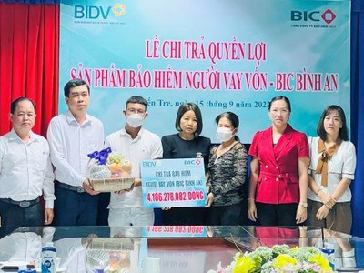BIC chi trả hơn 4 tỷ đồng tiền bảo hiểm cho khách hàng tại Bến Tre