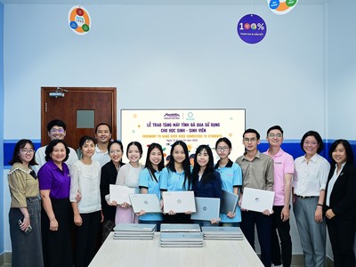Mondelez Kinh Đô tiếp tục hành trình tiếp sức tri thức cho học sinh, sinh viên Việt Nam
