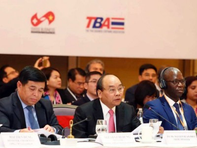 Thủ tướng Nguyễn Xuân Phúc phát biểu tại Diễn đàn VBF sáng nay.