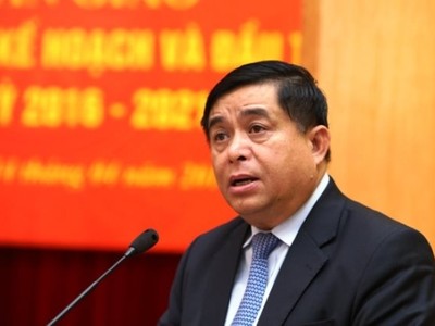 Bộ trưởng Nguyễn Chí Dũng 