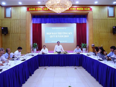 “Khả năng Mỹ đánh thuế lên hàng Việt Nam là rất thấp“