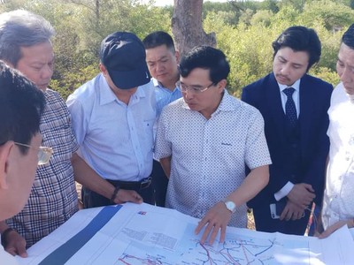 Lãnh đạo Bộ Công thương và UBND tỉnh Bạc Liêu khảo sát dự án