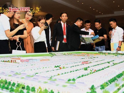 Các đại dự án đã và sẽ còn hút dòng tiền.