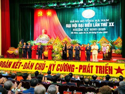 Hà Nam là địa phương đầu tiên trong cả nước tiến hành Đại hội đại biểu Đảng bộ cấp tỉnh, thành phố trực thuộc Trung ương.