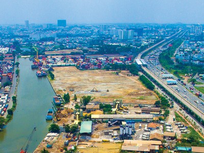 Khu đất Nhà máy Xi măng Hà Tiên 1 được cho đã thuộc về Refico?. Ảnh: Lê Toàn