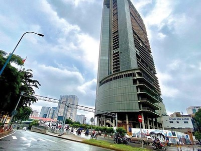 Dự án Saigon One Tower vốn đầu tư ban đầu lên tới 256 triệu USD, Công ty cổ phần Di sản quốc tế Hồ Tràm với vốn điều lệ chỉ vỏn vẹn 300 triệu đồng đang xin… đầu tư.