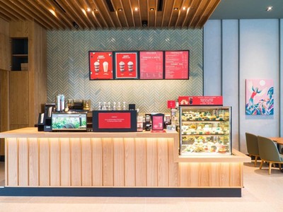 Mất 1,5 năm thuyết phục công ty mẹ, Starbucks Việt Nam sẽ mở thêm cửa hàng nhỏ hơn