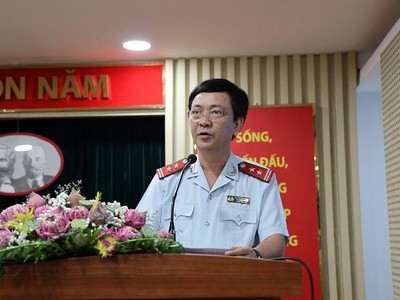 Ông Lý Thanh Long, Chánh thanh tra Sở xây dựng TP.HCM báo cáo tại Hội nghị (Ảnh: Khang Minh)