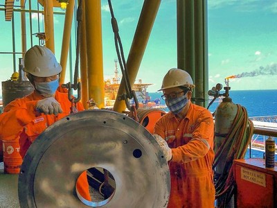 Năm 2020, ngành dầu khí đóng góp 83.000 tỷ đồng cho ngân sách nhà nước, nhưng lại đang hoạt động không có quy chế tài chính của riêng mình như trước đây. 