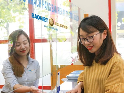 Thị phần doanh thu phí bảo hiểm gốc của Bảo hiểm Bảo Việt giảm mạnh trong năm qua