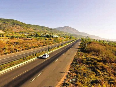 Một đoạn cao tốc Liên Khương - Đà Lạt. Ảnh: A.M