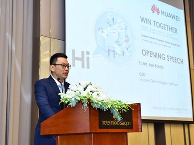 CEO Huawei Việt Nam Sun Bohan chia sẻ tại Hội nghị Hệ sinh thái các đối tác của Huawei Việt Nam năm 2021