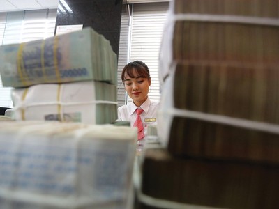 Cổ đông năm nay không còn quá gay gắt với nợ xấu ngân hàng