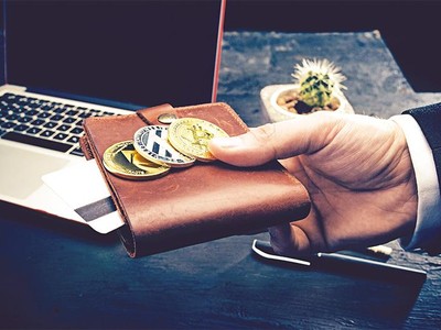 Sự hiện diện của đồng tiền số đang đe dọa vị thế của tiền mặt, các ngân hàng thương mại...