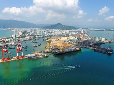 Sau nhiều lần yêu cầu bổ sung hồ sơ, HOSE đã chấp thuận đăng ký niêm yết cho cổ phiếu Cảng Quy Nhơn (QNP)