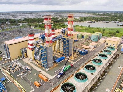 Nhà máy nhiệt điện khí Cà Mau 1 và 2.