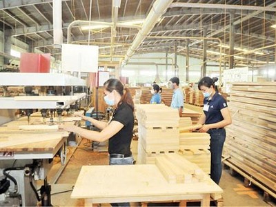 Sản phẩm gỗ có mức tăng 6,4 tỷ USD, tăng 75,7% so với cùng kỳ năm 2020. 