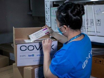 Hôm nay đã có 1,8 triệu liều AstraZeneca về Việt Nam.