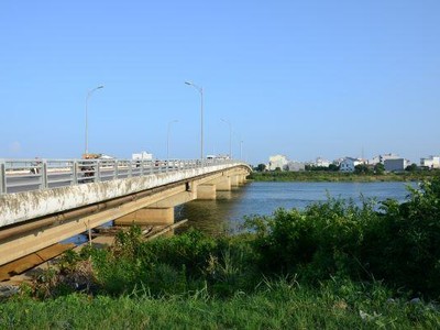 Cầu Hoà Xuân