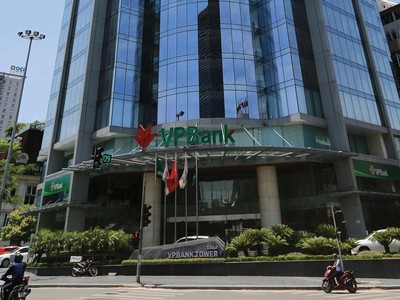 Cổ phiếu VPB và hành trình đầu tư theo giai đoạn cuộc đời