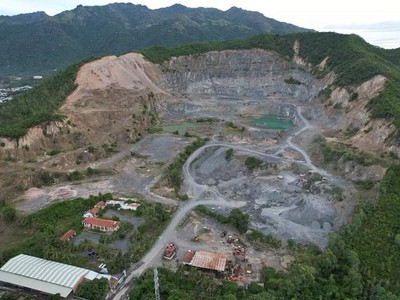 Nhiều doanh nghiệp khai khoáng ở Lâm Đồng "né" lắp đặt trạm cân và camera giám sát tại khu vực mỏ. Ảnh minh họa.